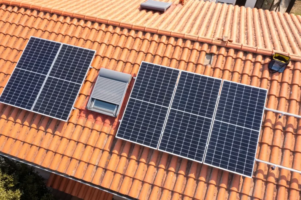 how-long-do-solar-panels-last